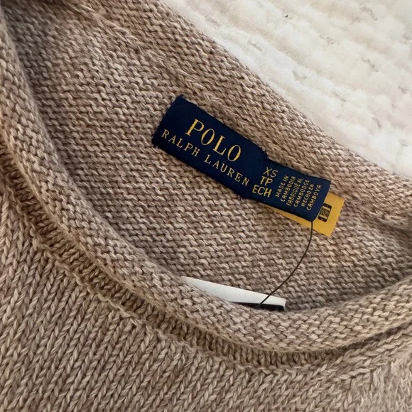 Ralph Lauren Men's Gray Sweater with Bear Design - Picture 3 of 4